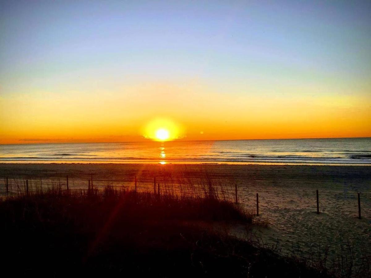 شاطئ ميرتل Azure Bliss Oceanfront Condo Sleeps 6 المظهر الخارجي الصورة